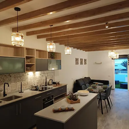 Apartment La Palmera *